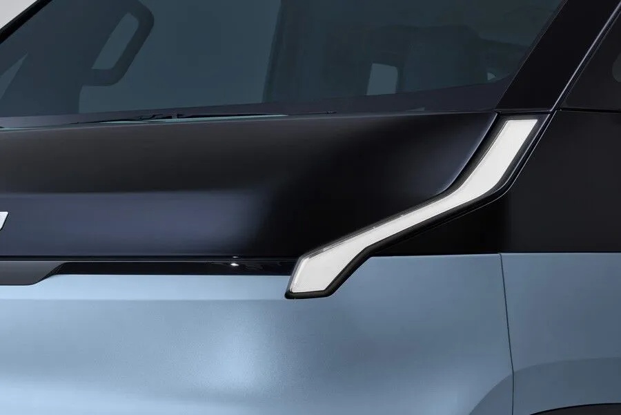 Signature lighting, smarter drive